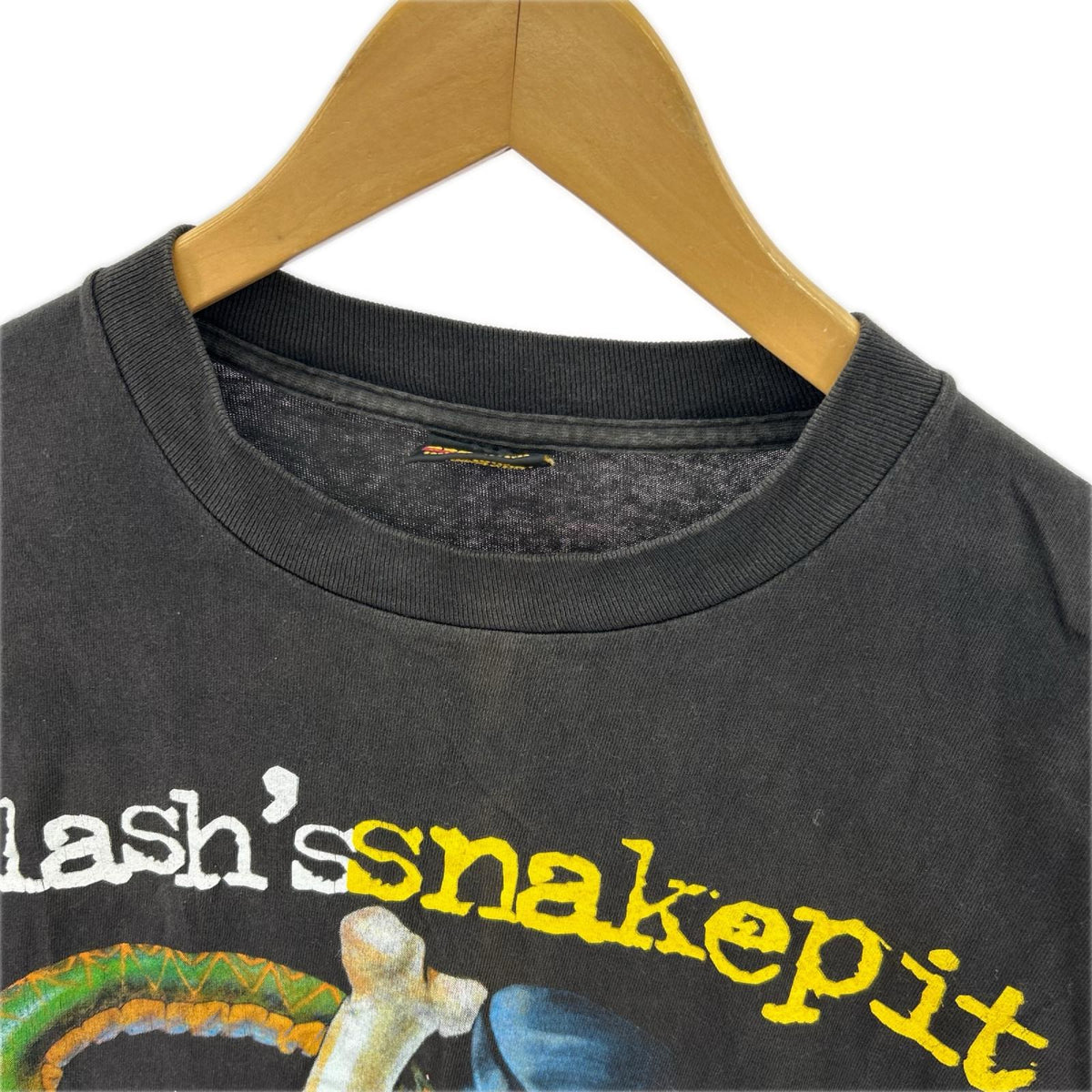 半袖Ｔシャツ 95年ｺﾋﾟｰﾗｲﾄ有 SLASH‘Ｓ SNAKEPIT 黒 (L) L ブラック