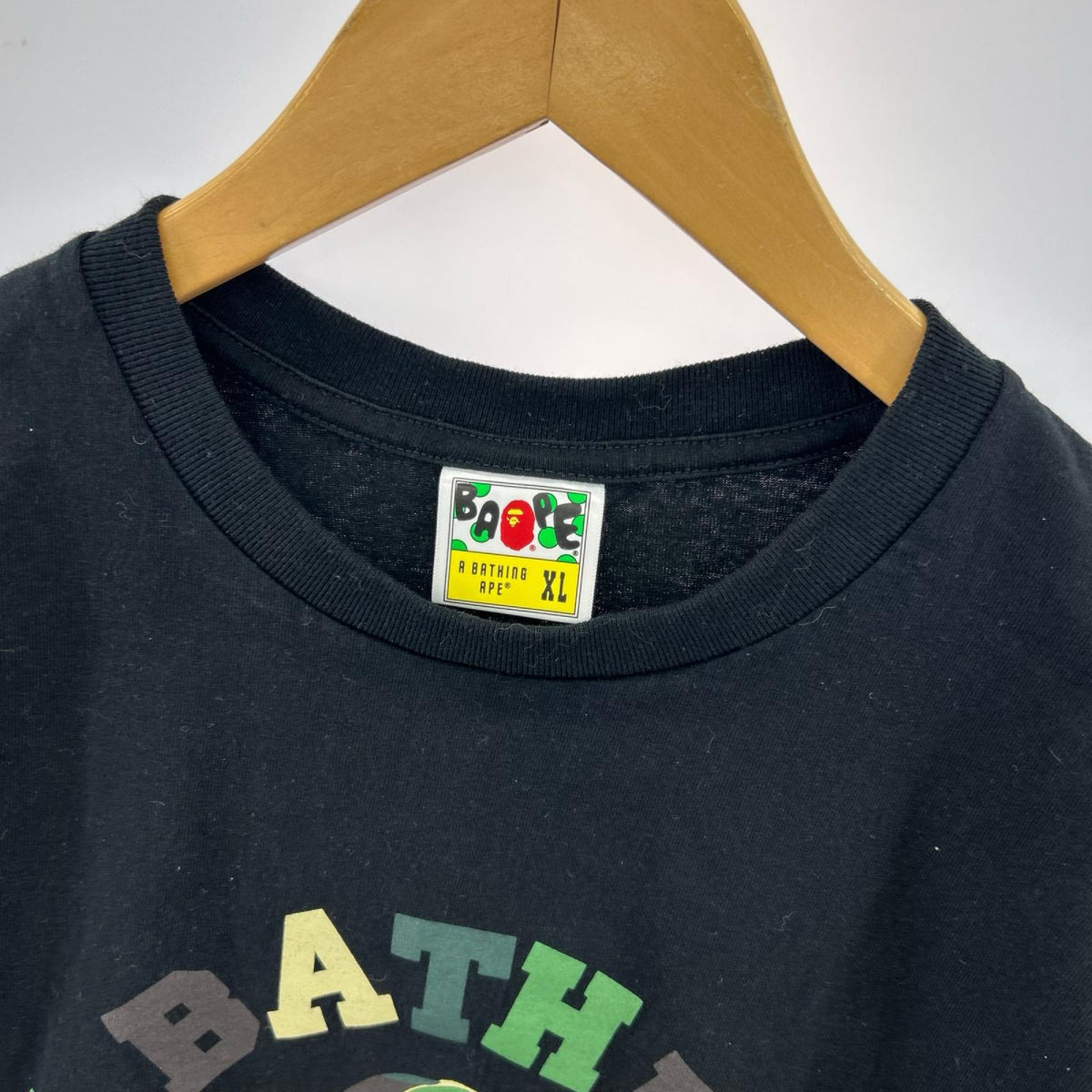 半袖Ｔシャツ ｶﾓﾌﾗｰｼﾞｭ ﾛｺﾞTee 黒 (XL) ブラック