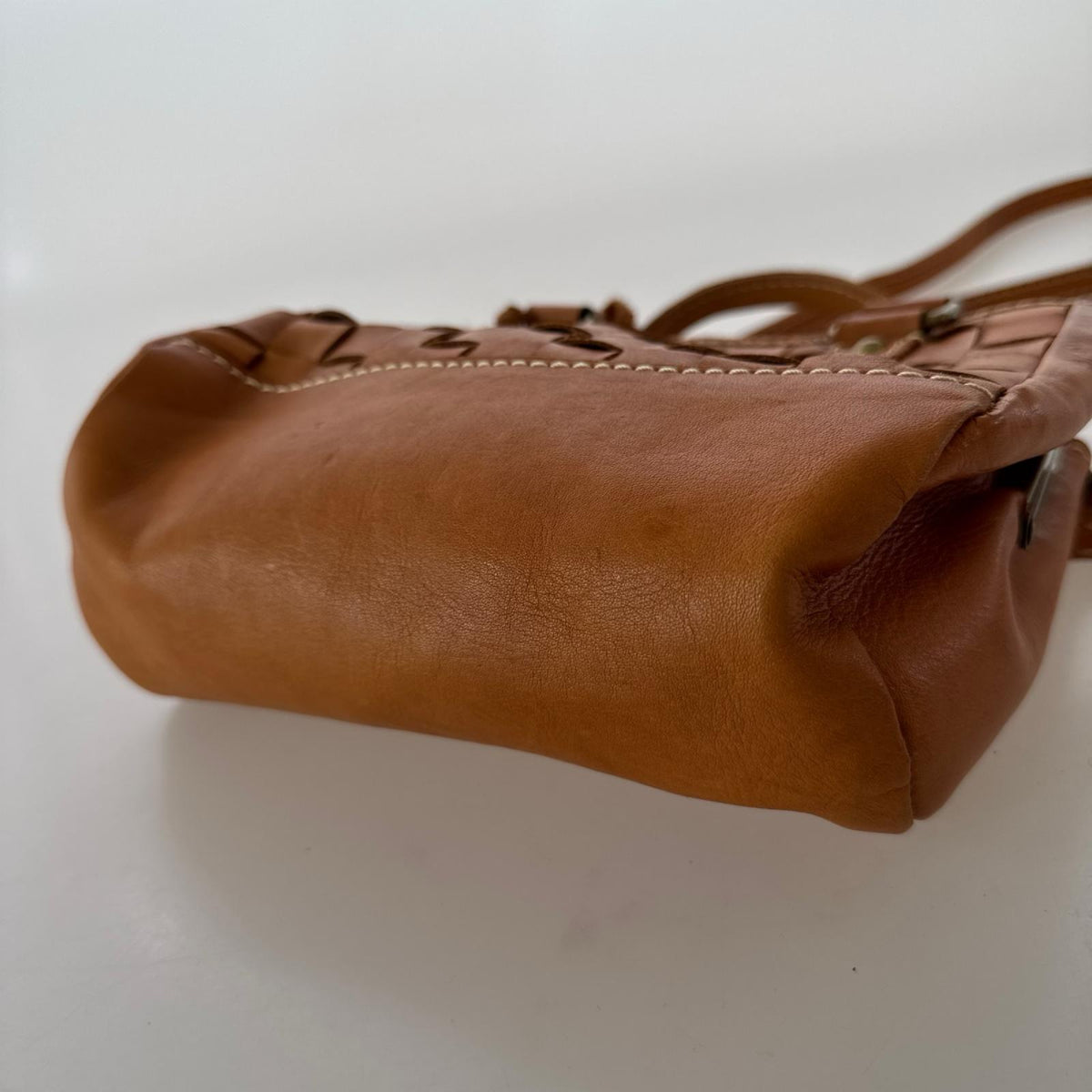 ショルダーバッグ zucchero FILATO がま口 ﾚｻﾞｰｼｮﾙﾀﾞｰﾊﾞｯｸﾞ ブラウン