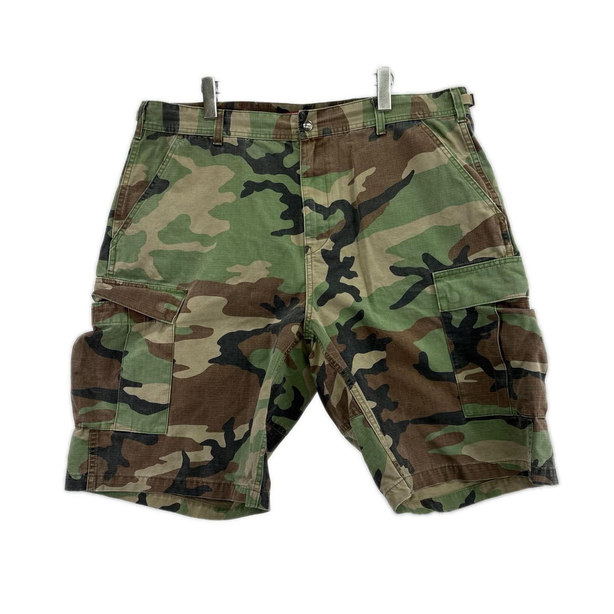 ショートパンツ 26SS ｶﾓ柄ｶｰｺﾞｼｮｰﾂ (38) 緑 38