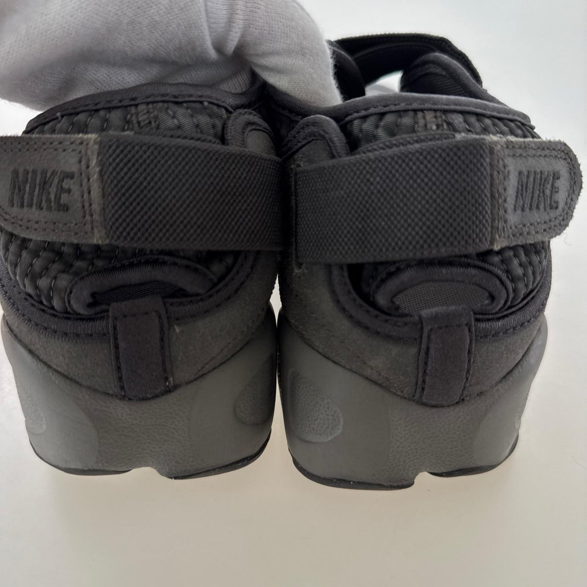 スニーカー NIKE AIR RIFT (27.5) ｸﾞﾚｰ 28cm (US10 UK9 1/2 EU46) グレー