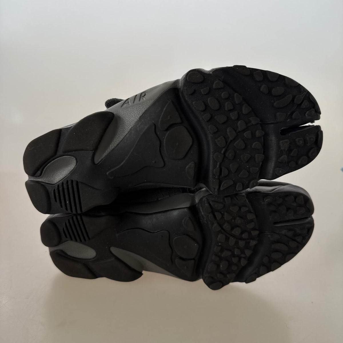 スニーカー NIKE AIR RIFT (27.5) ｸﾞﾚｰ 28cm (US10 UK9 1/2 EU46) グレー