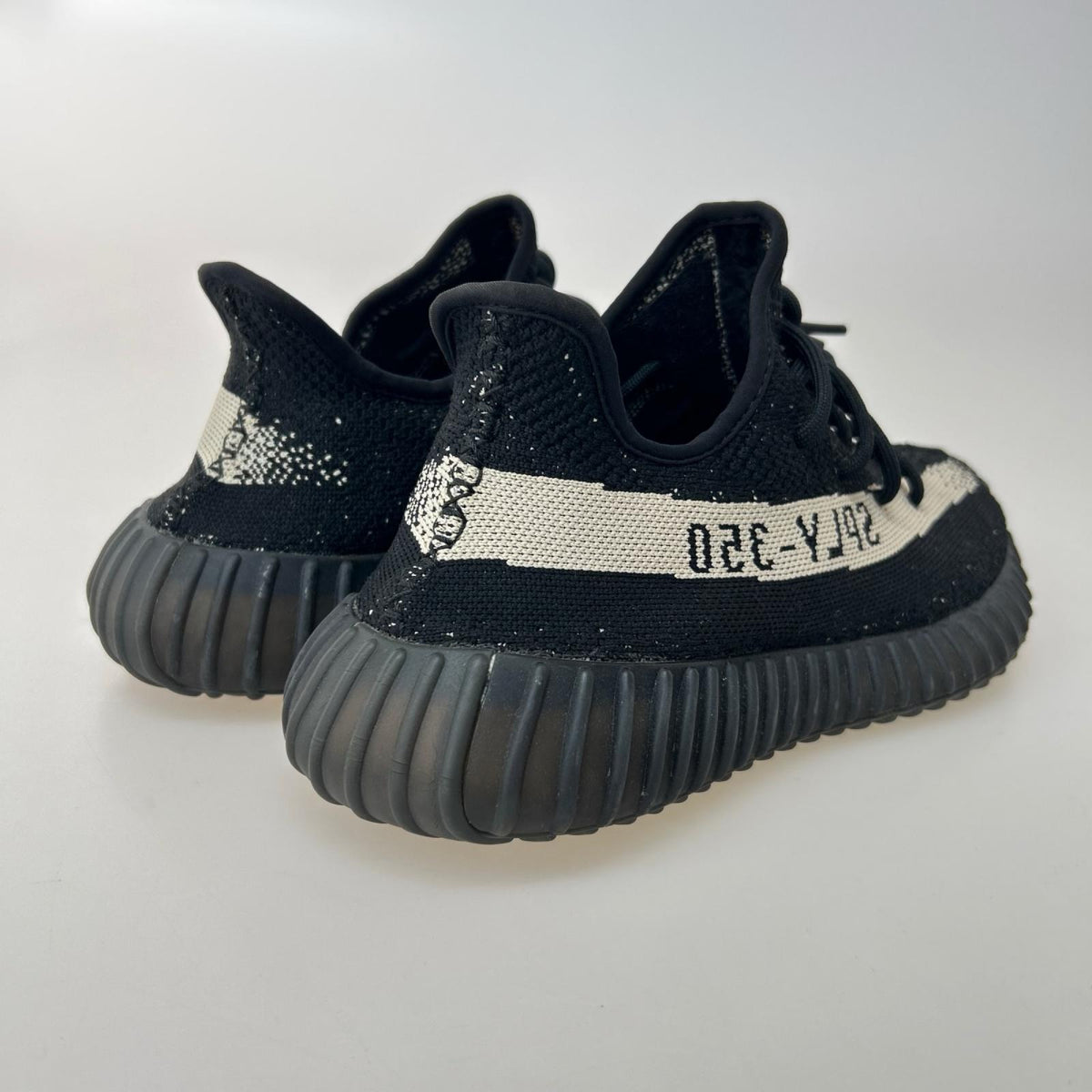 スニーカー YEEZY Boost 350 V2 27cm 黒 27cm (US9 UK8 1/2 EU44) ブラック