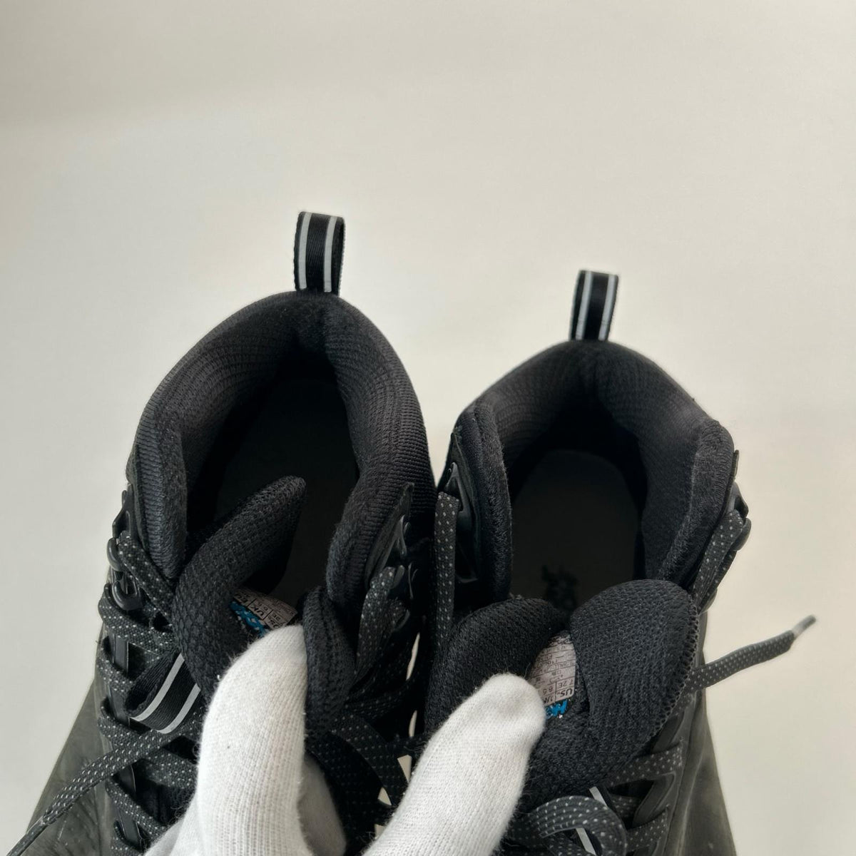 スニーカー KAHA GTX ﾊｲｶｯﾄｽﾆｰｶｰ ｸﾞﾚｰ 25.0cm 25cm (US7 UK6 1/2 EU40) グレー