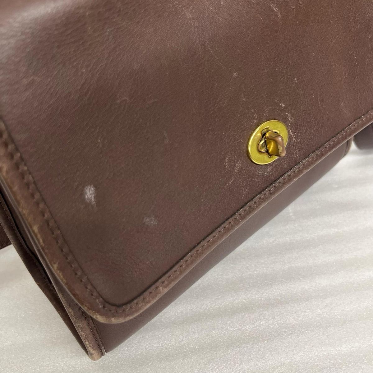 OLD COACH/ターンロック/レザーショルダーバッグ/09870/中国製
