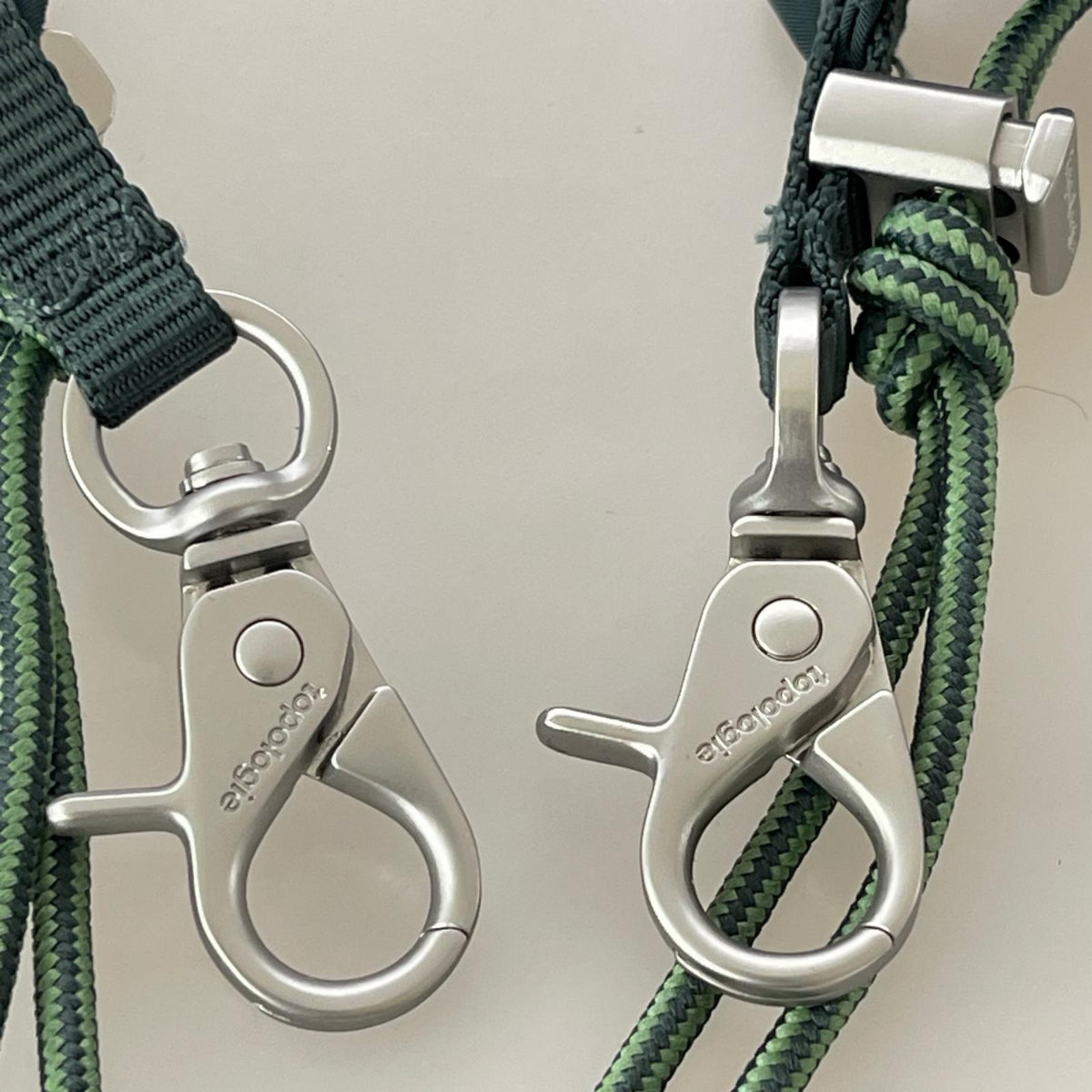 ウォレットチェーン TOPOLOGIE Bungee Wrist Strap グリーン