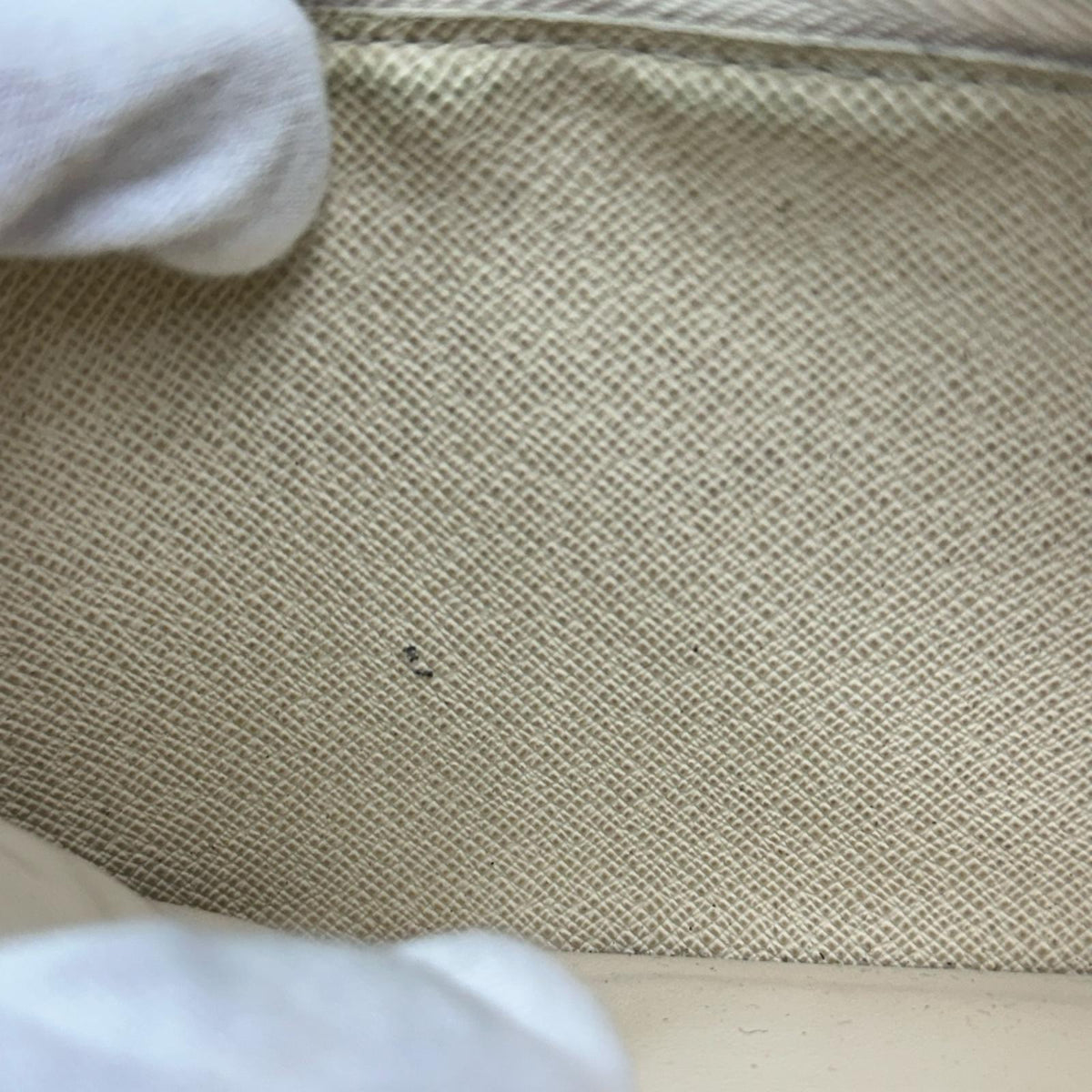 LV ダミエ アズール ジッピーウォレット