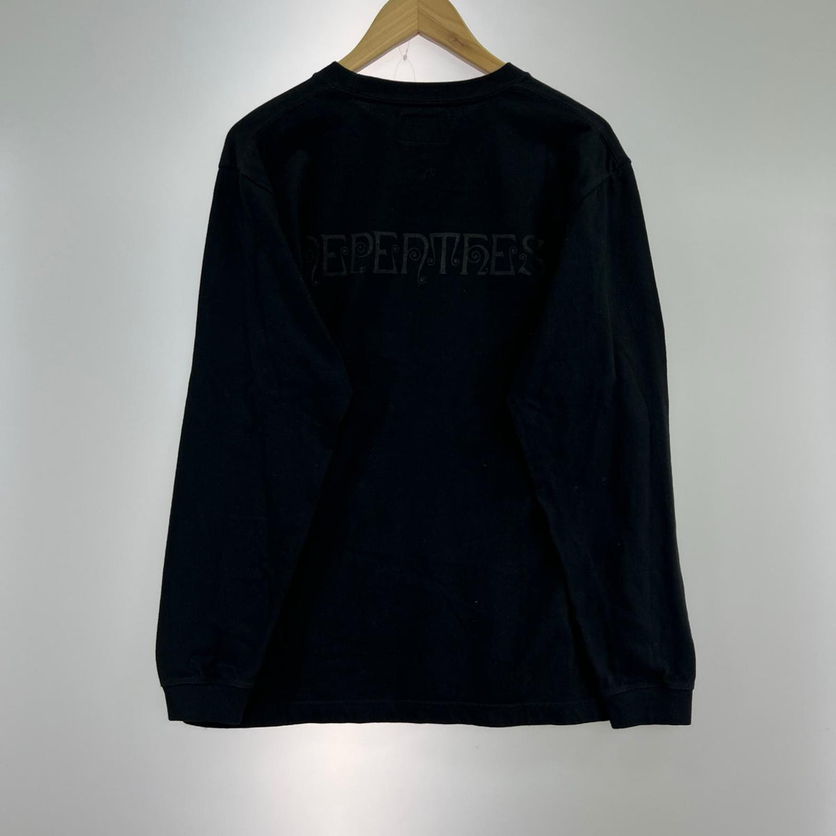 長袖Ｔシャツ unlikely NEPENTHES　ﾛﾝＴ黒 M ブラック