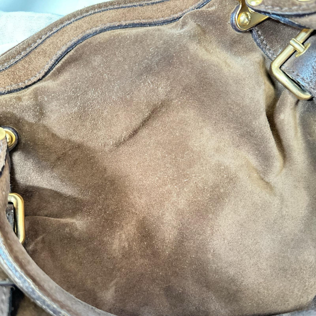 MIUMIU スウェード バッグ