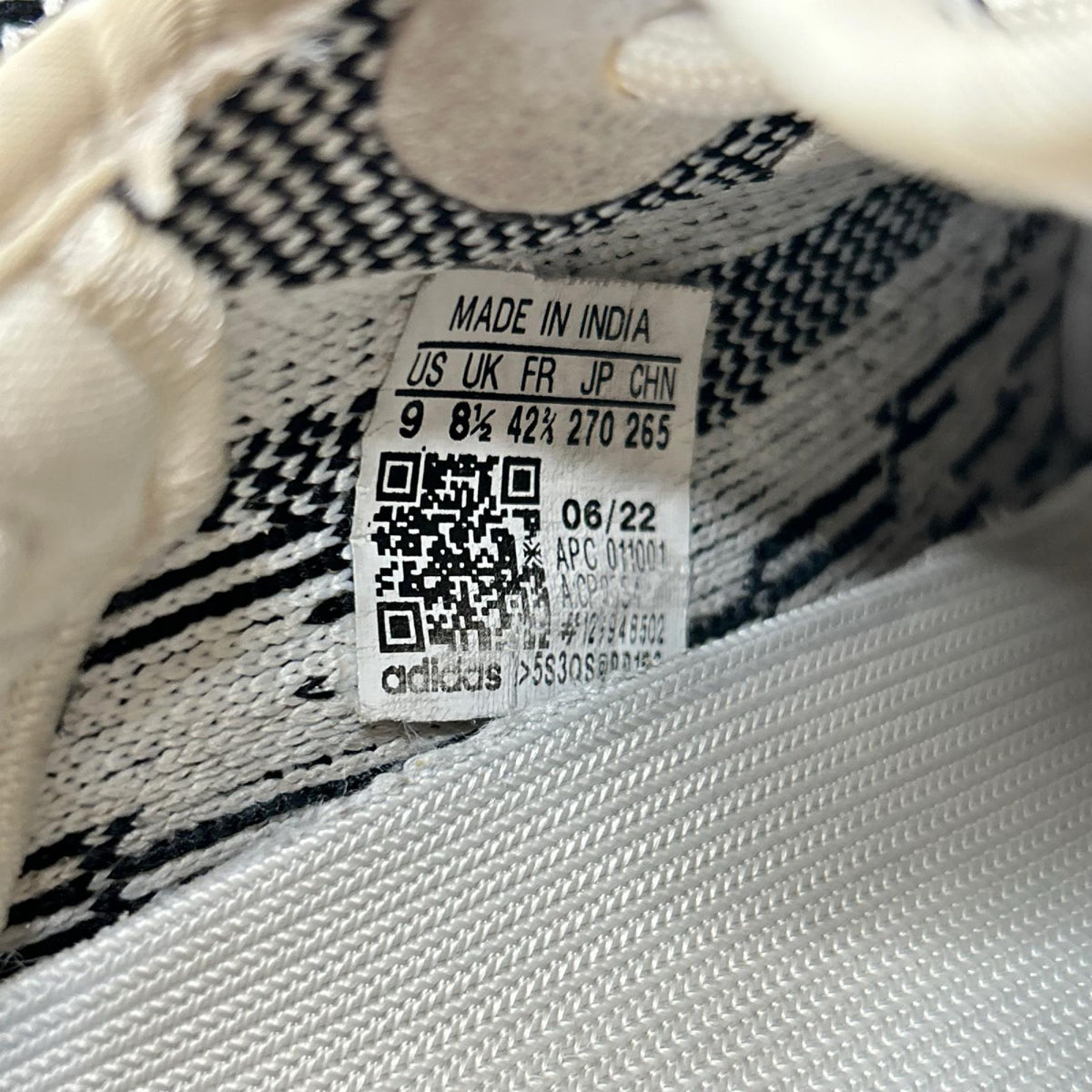スニーカー YEEZY Boost 350 V2 "Zebra" 27cm (US9 UK8 1/2 EU44) ブラック