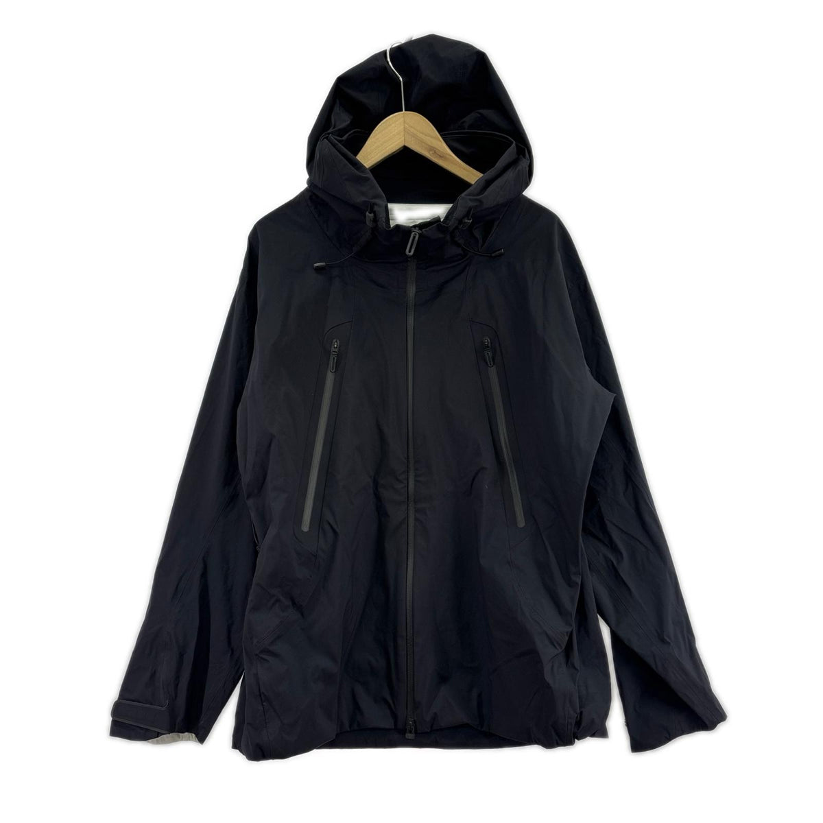 マウンテンパーカー DESCENTE ALLTERRAIN CREAS ｸﾚｱｽ ﾊｰﾄﾞｼｪﾙｼﾞｬｹｯﾄ ブラック