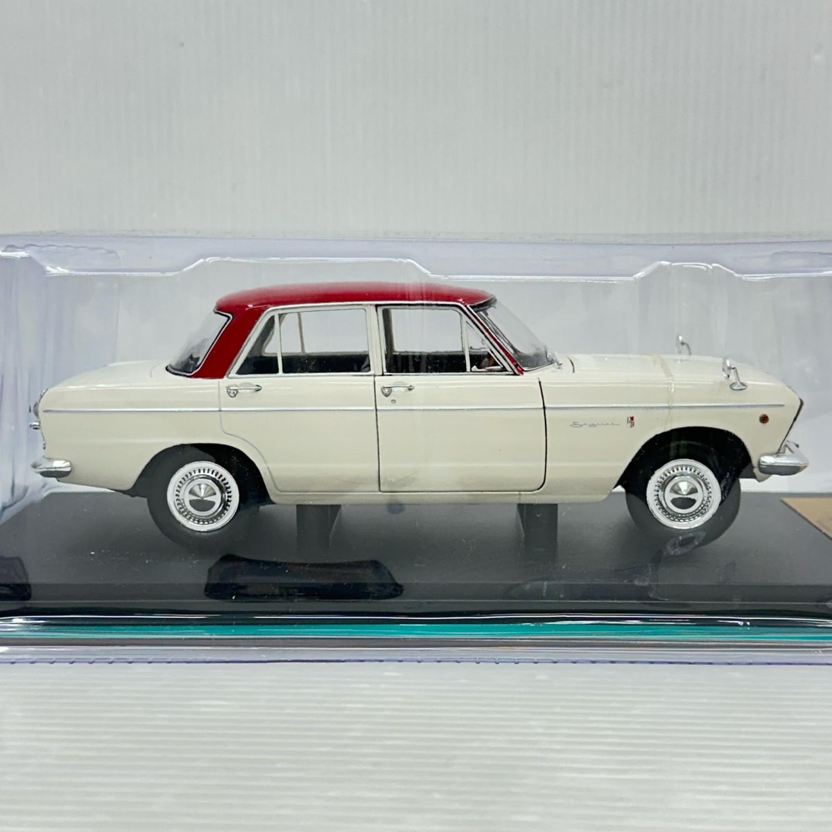 国産名車コレクション　プリンス　スカイライン　2000GT-B スケールカー