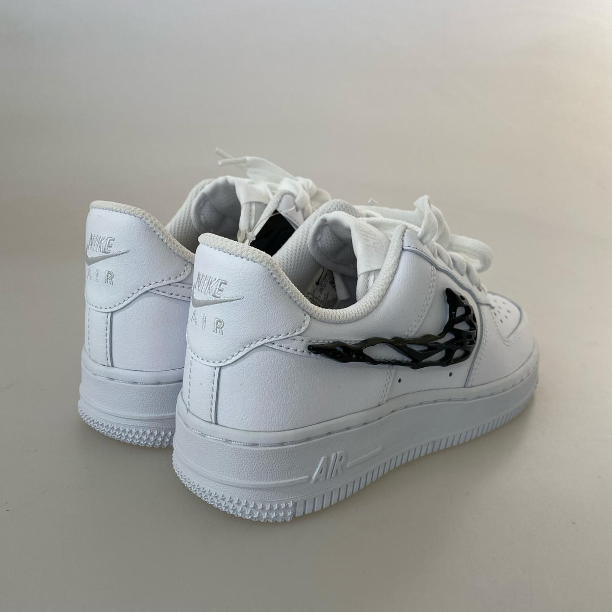 スニーカー Air Force 1 Low '07 LX Metal Swoosh ホワイト