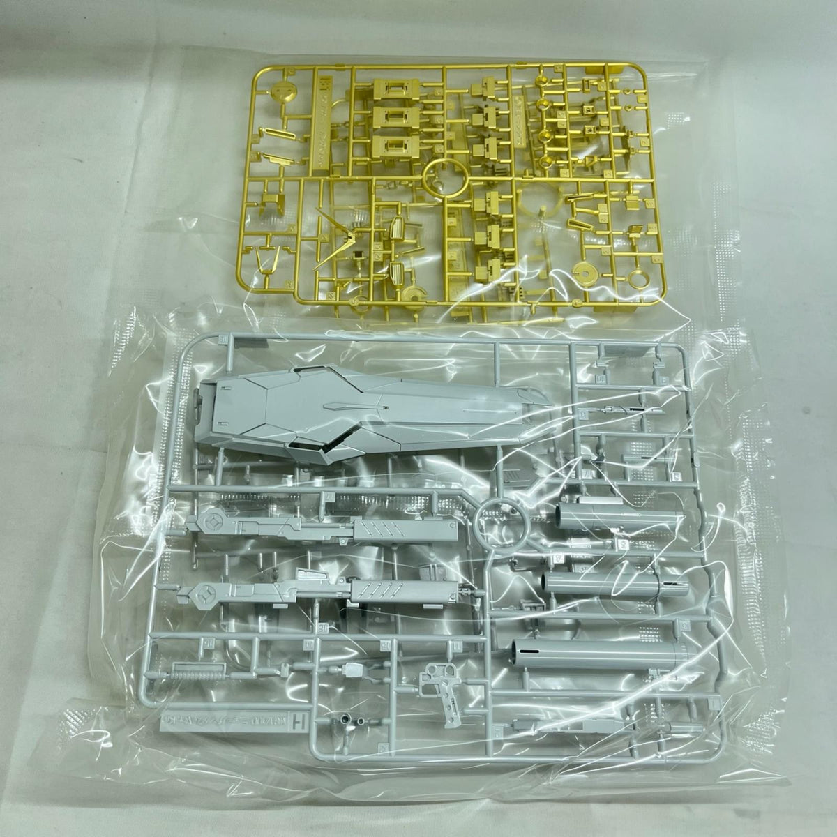 MG RX-93 νガンダム Ver.Ka チタニウムフィニッシュ νガンダム BANDAI ガンプラ