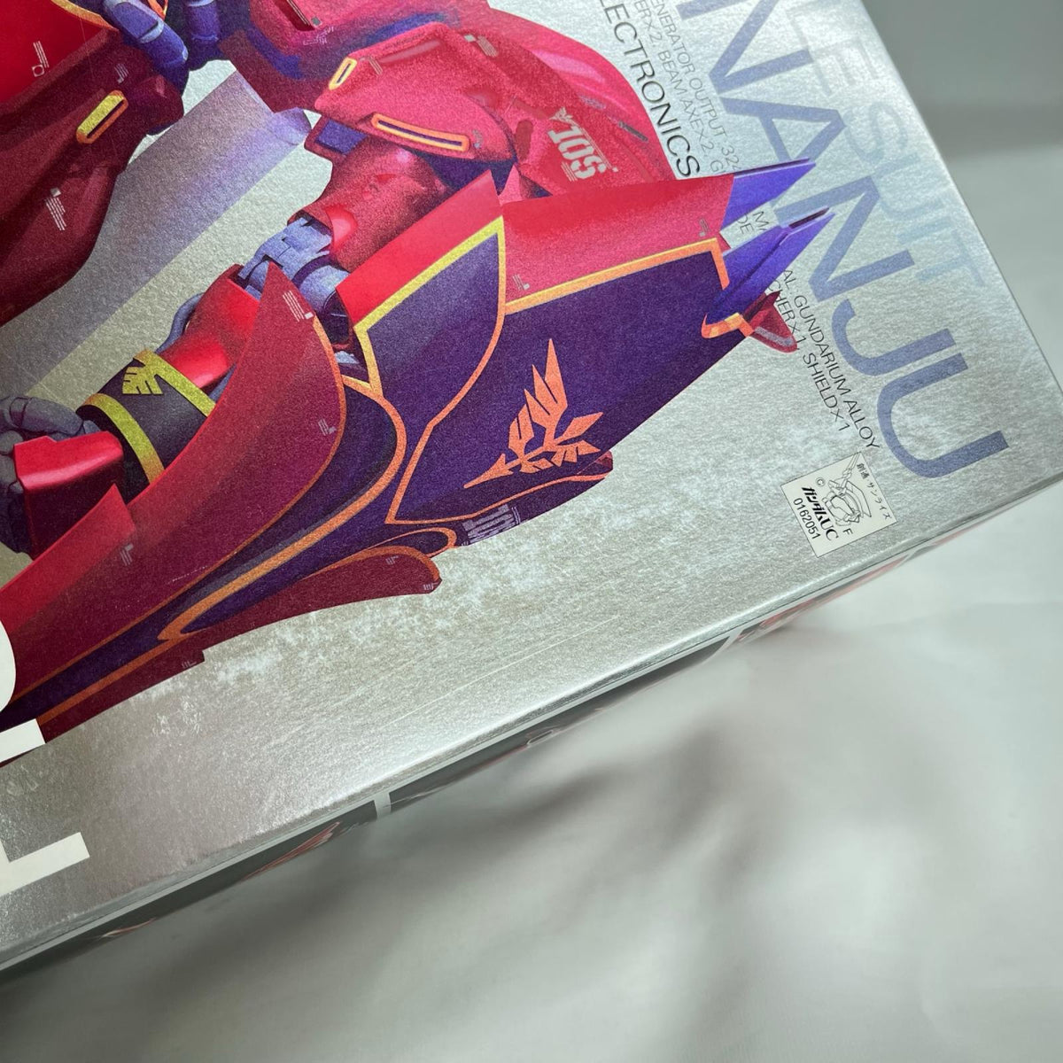 MSN-06S シナンジュ Ver.ka. チタニウムフィニッシュ ユニコーンガンダム BANDAI ガンプラ