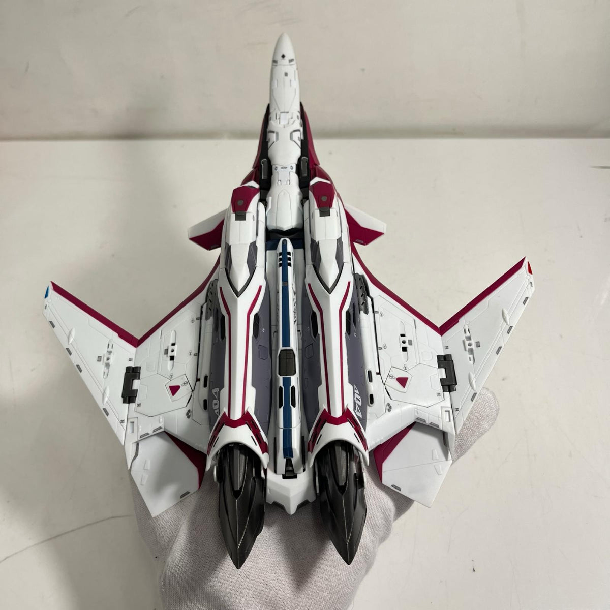 マクロス DX超合金 VF-31C ジークフリード(ミラージュ・ファリーナ マクロス 株式会社　BANDAI フィギュア/グッズ