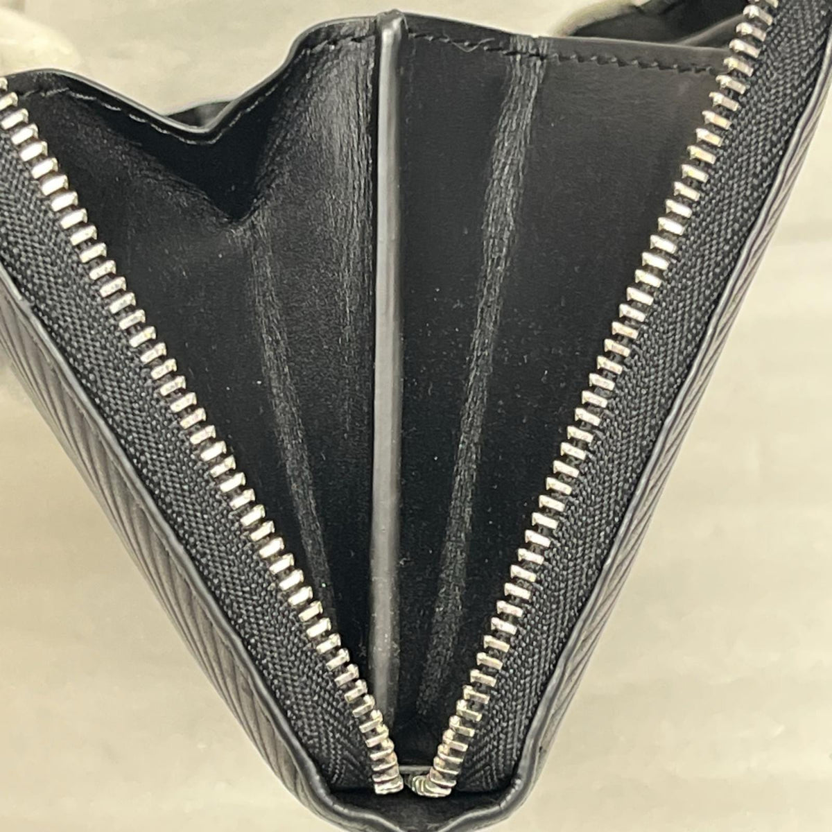 LOEWE/ジップアラウンドウォレット/長財布