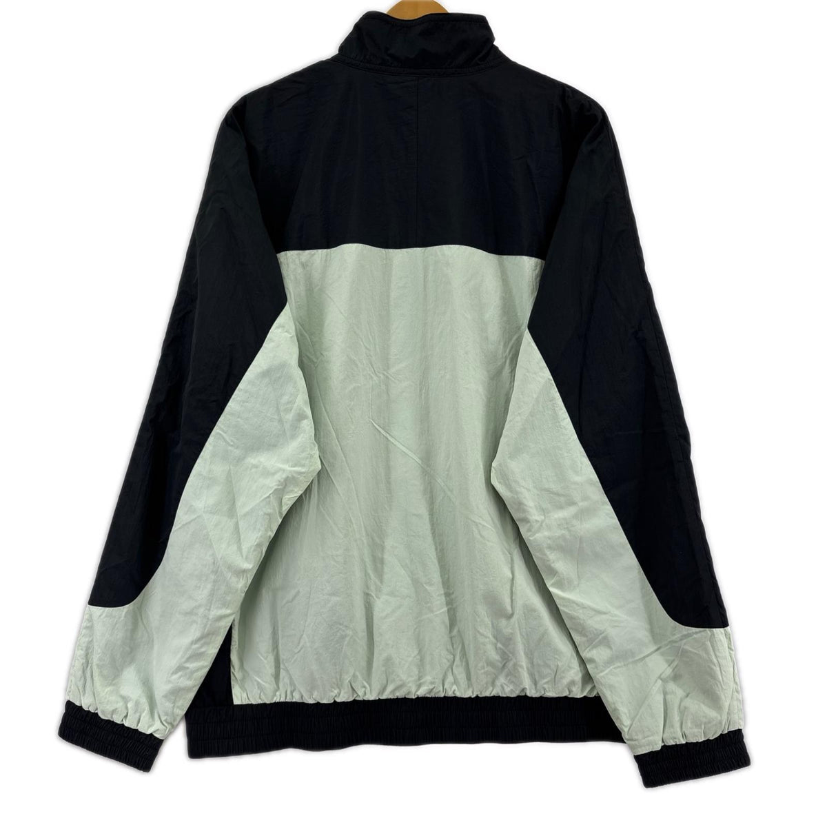ジャケット ｳｲﾝﾄﾞｼﾞｬｹｯﾄ 裏ﾒｯｼｭ 黒 (L)