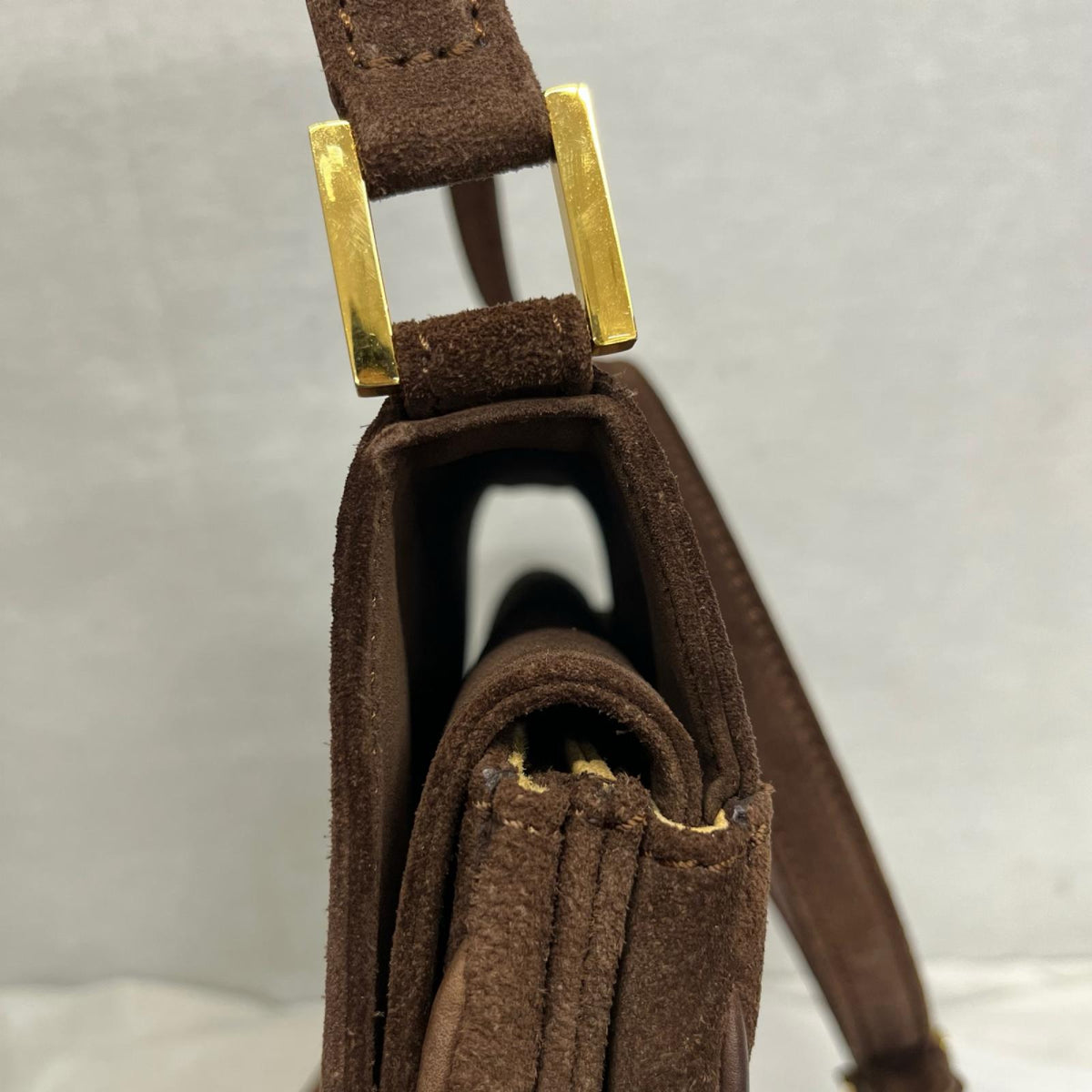 FENDI/FFロゴ/スエードショルダーバッグ