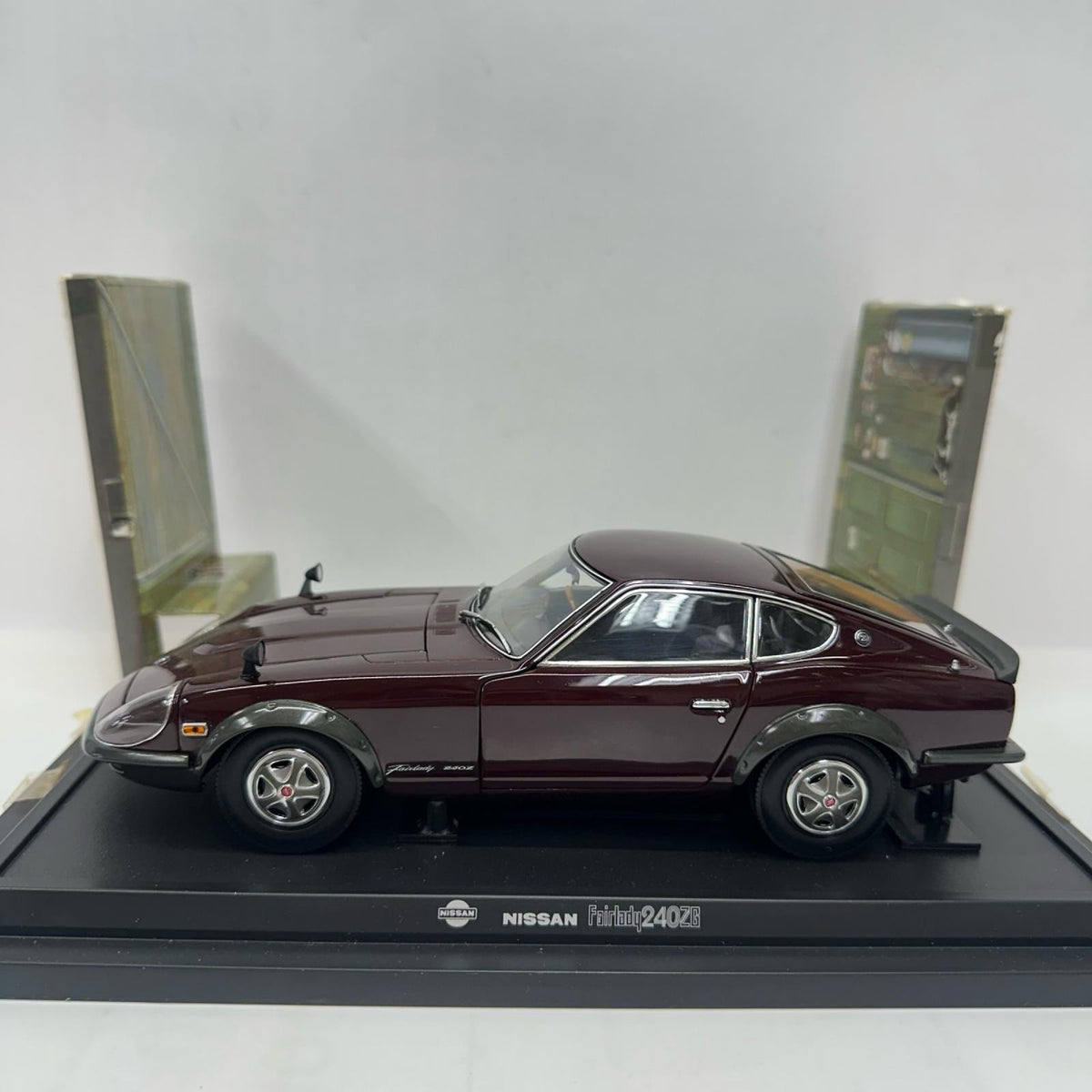 1/18　京商　240ZG 京商 スケールカー