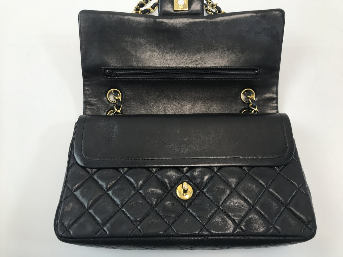 CHANEL マトラッセ25 Wフラップチェーン ラムスキン