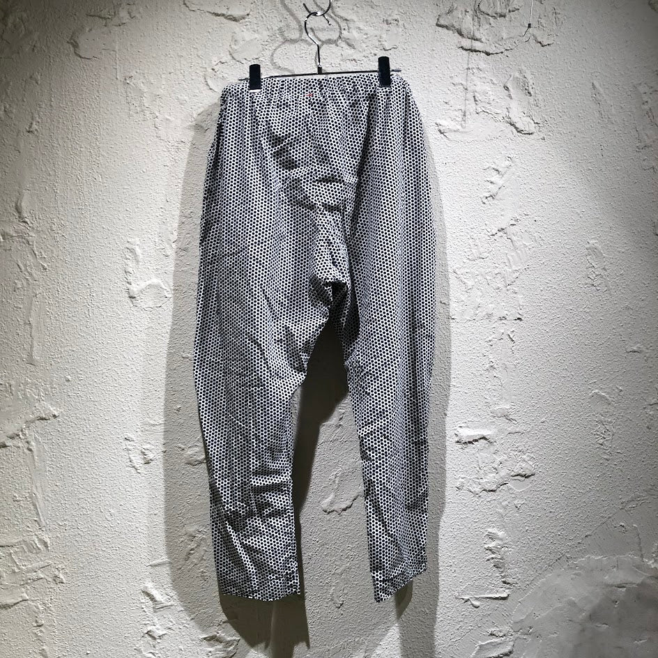 パンツ テーパードドットパンツ