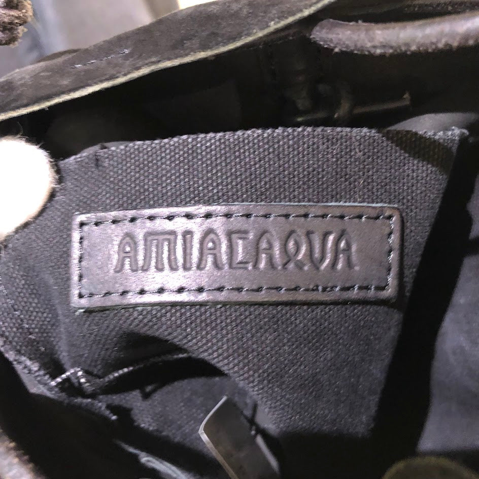 その他バッグ AMIACALVA カーフレザー 巾着バッグ ブラック