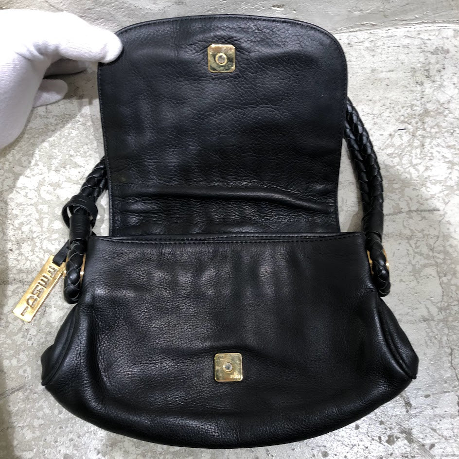 レザープリーツハンドバッグ