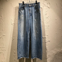デニムパンツ VUJA DE STEVE DISTRESSED SELVEDGE JEANS