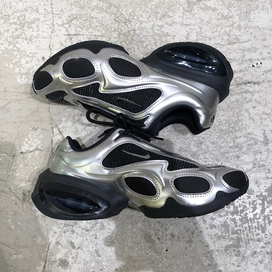 スニーカー AIR MAX MUSE 23.5