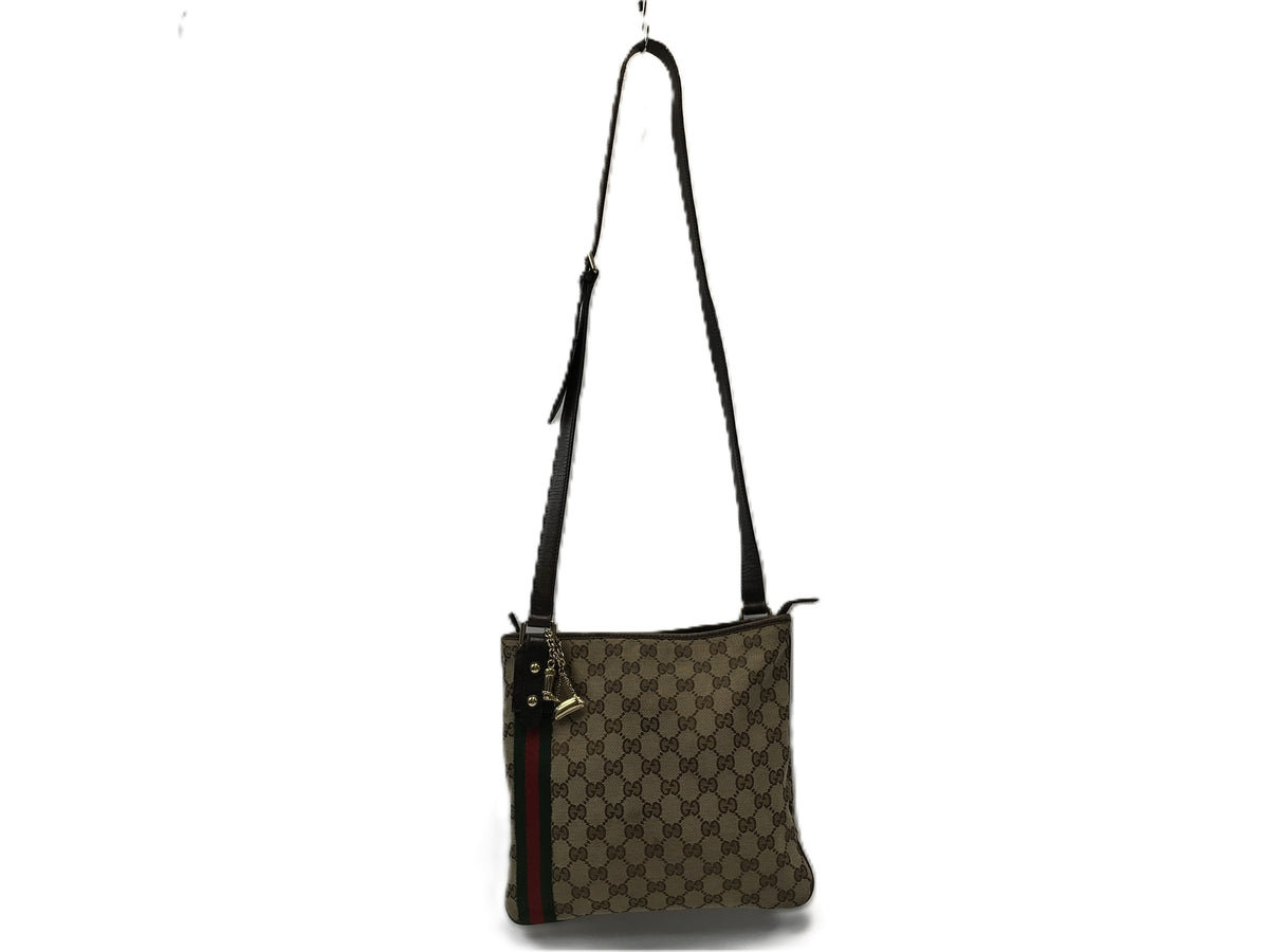 GUCCI ｼｪﾘｰﾗｲﾝ GGｷｬﾝﾊﾞｽ ｼｮﾙﾀﾞｰﾊﾞｯｸﾞ