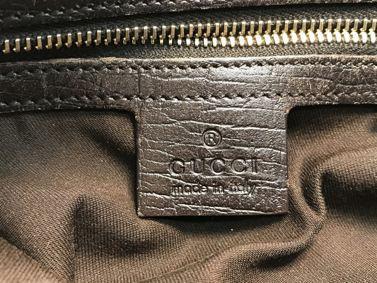 GUCCI ｼｪﾘｰﾗｲﾝ GGｷｬﾝﾊﾞｽ ｼｮﾙﾀﾞｰﾊﾞｯｸﾞ