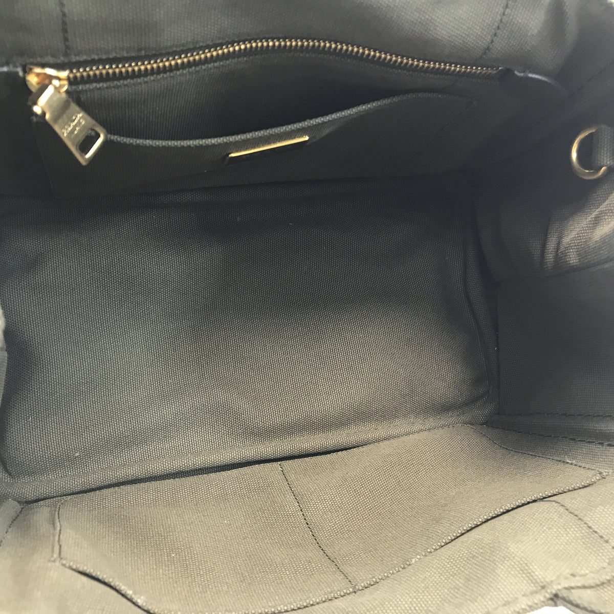 PRADA カナパトート カーキ 1BG439