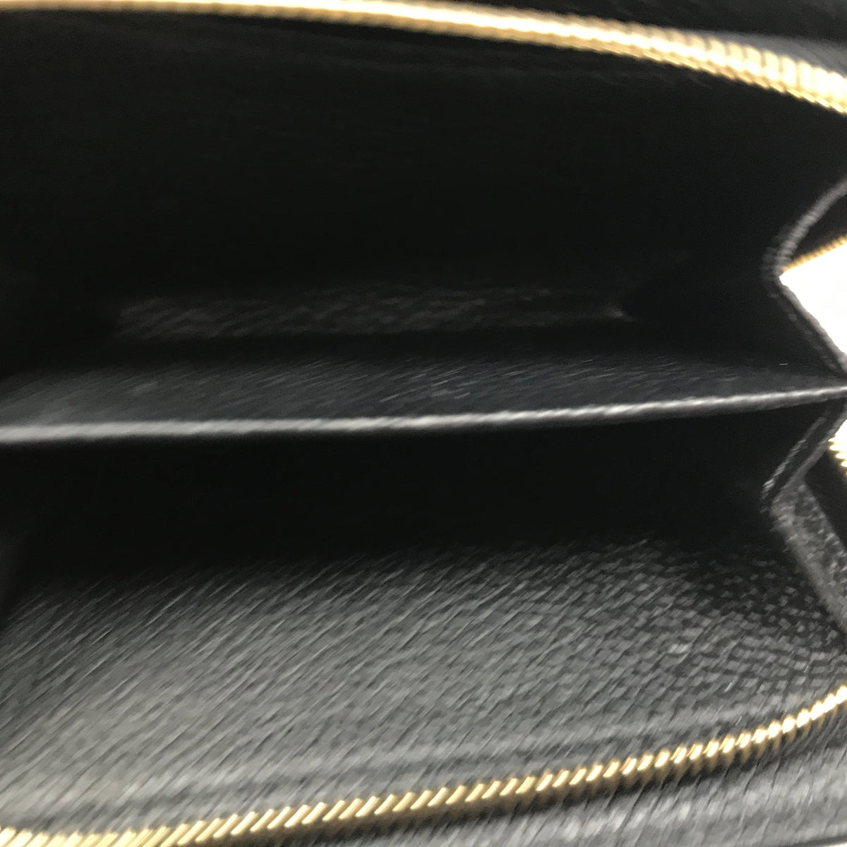 LV M80943/IC アンプラント 財布