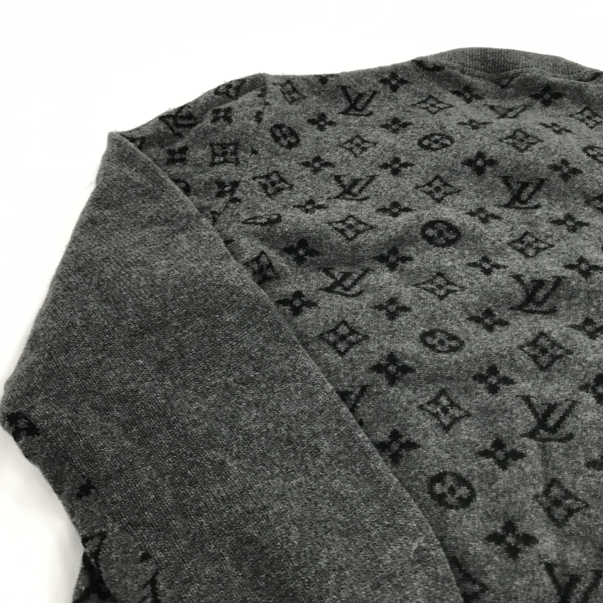 LV　HGN41WIXW ハーフアンドハーフモノグラム カシミヤ