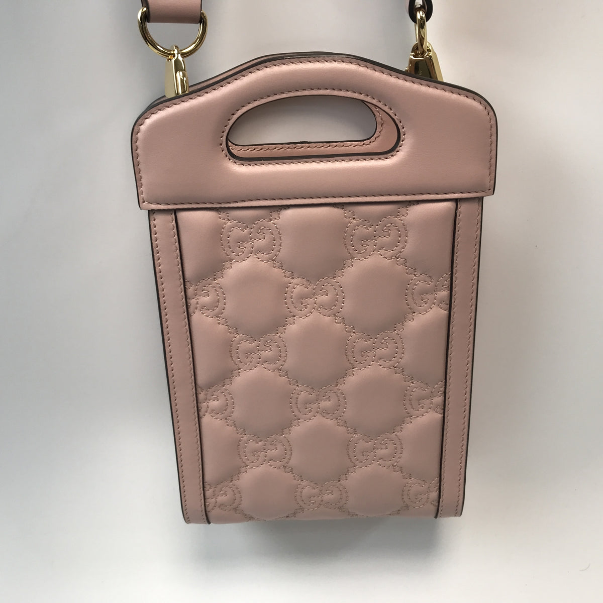 GUCCI GGマトラッセ ピンク
