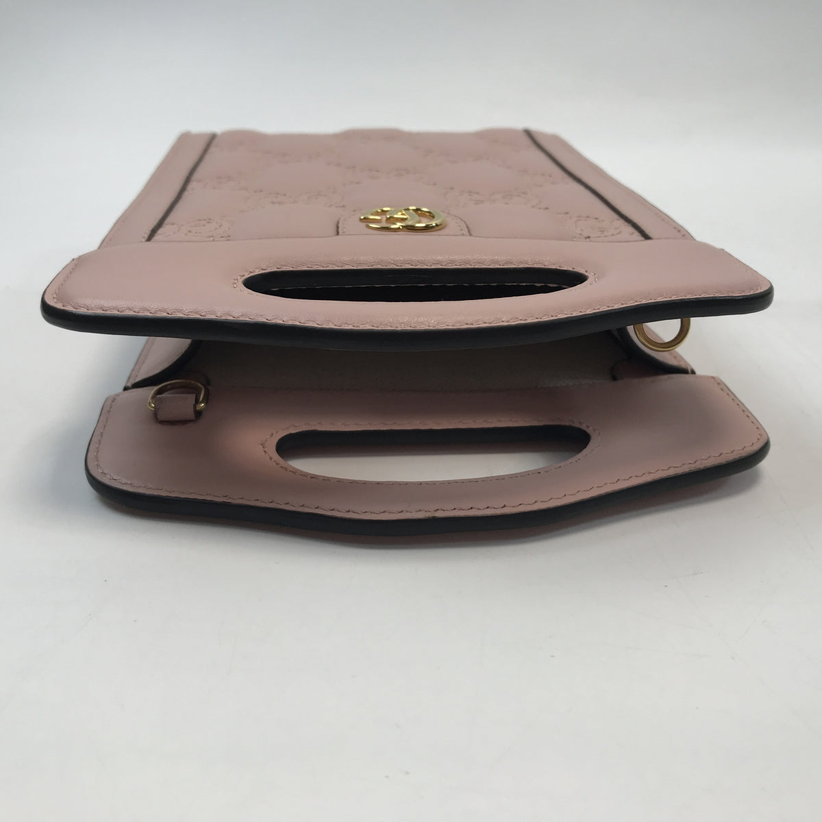 GUCCI GGマトラッセ ピンク