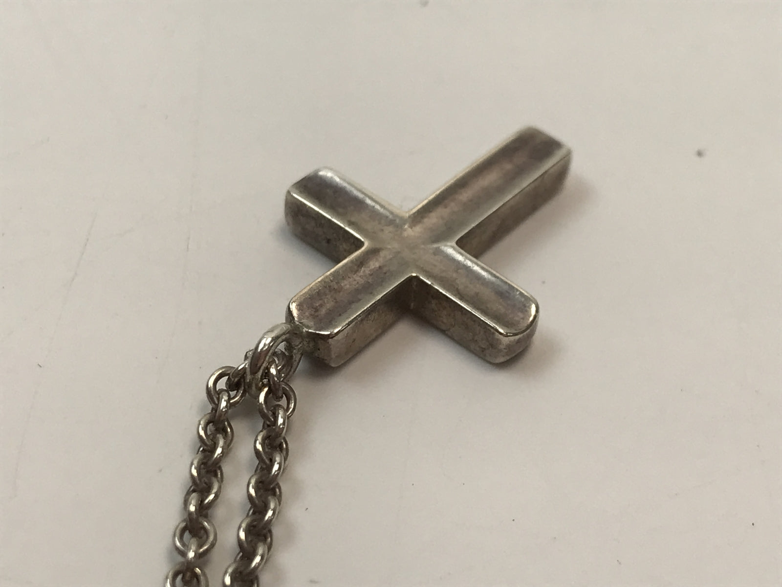 Tiffany＆Co. コンケーブクロス ネックレス