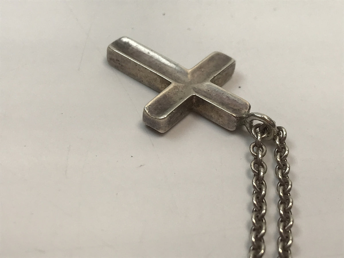 Tiffany＆Co. コンケーブクロス ネックレス