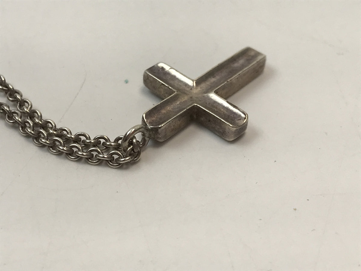 Tiffany＆Co. コンケーブクロス ネックレス