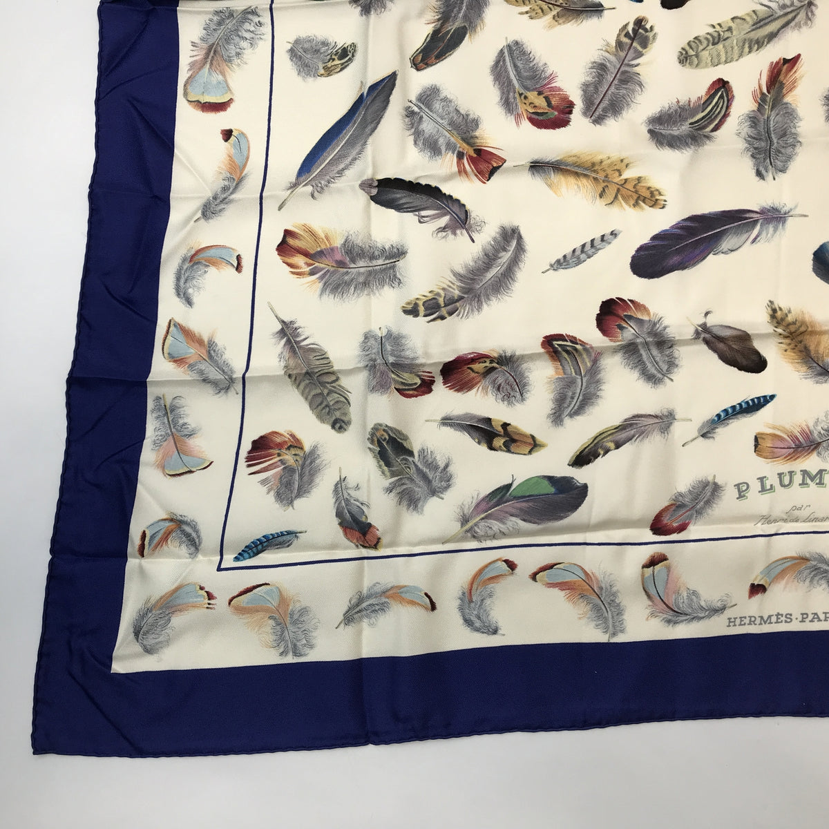 HERMES カレ90 PLUMES 羽根柄