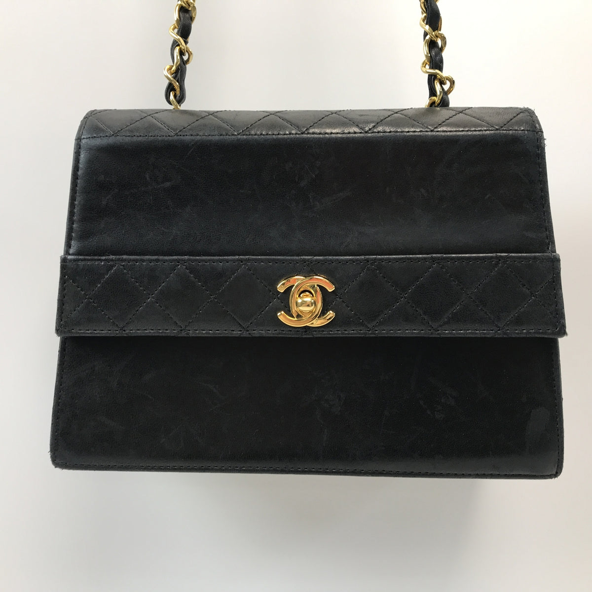 CHANEL/ﾗﾑｽｷﾝ/ﾁｪｰﾝｼｮﾙﾀﾞｰﾊﾞｯｸﾞ/BLK
