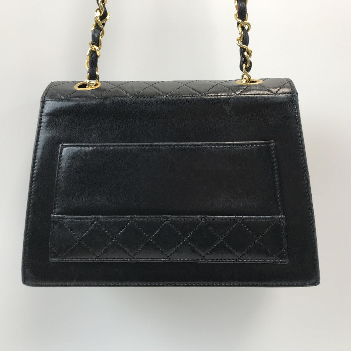 CHANEL/ﾗﾑｽｷﾝ/ﾁｪｰﾝｼｮﾙﾀﾞｰﾊﾞｯｸﾞ/BLK