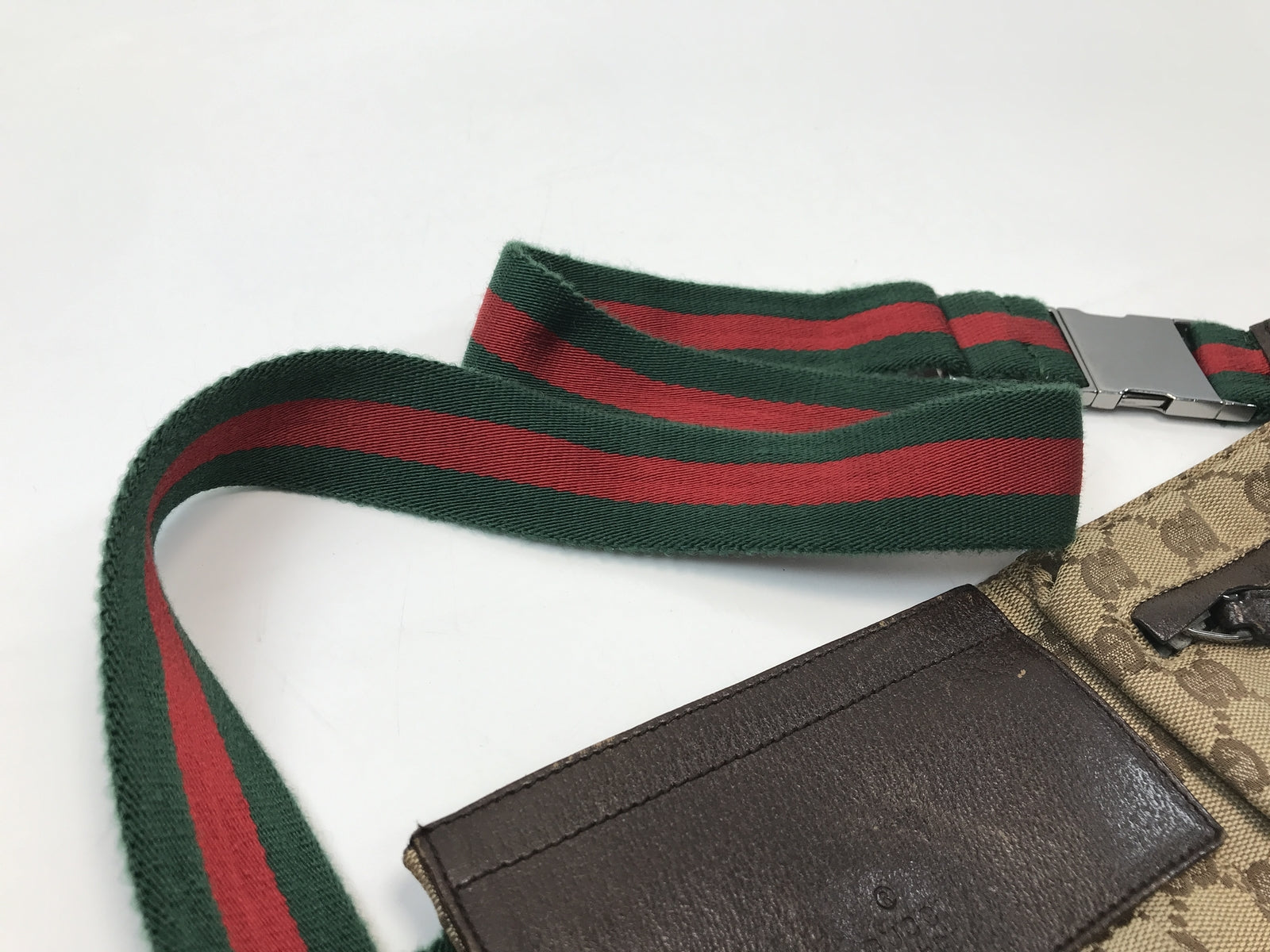GUCCI GGキャンバスウエストポーチ