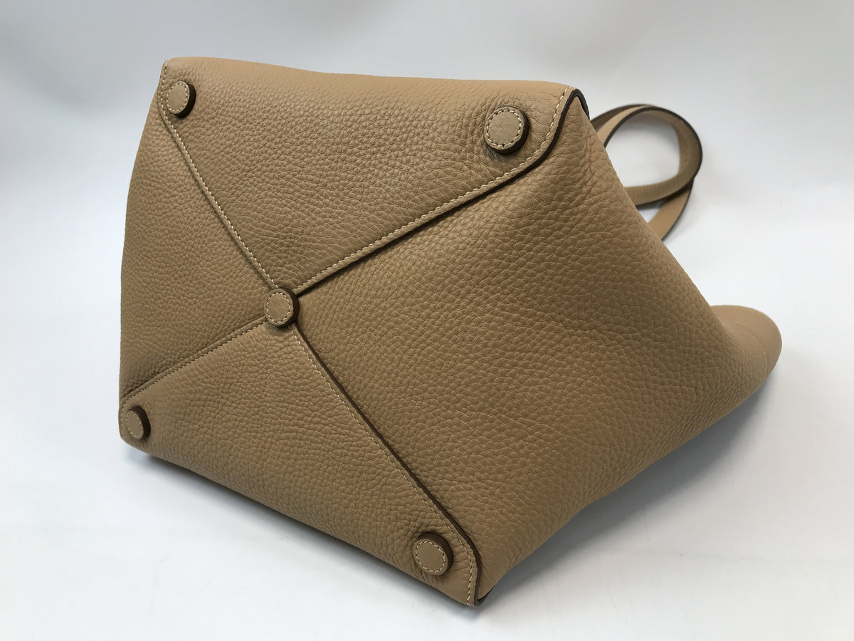 PRADA/レザー/トートバッグ/ベージュ