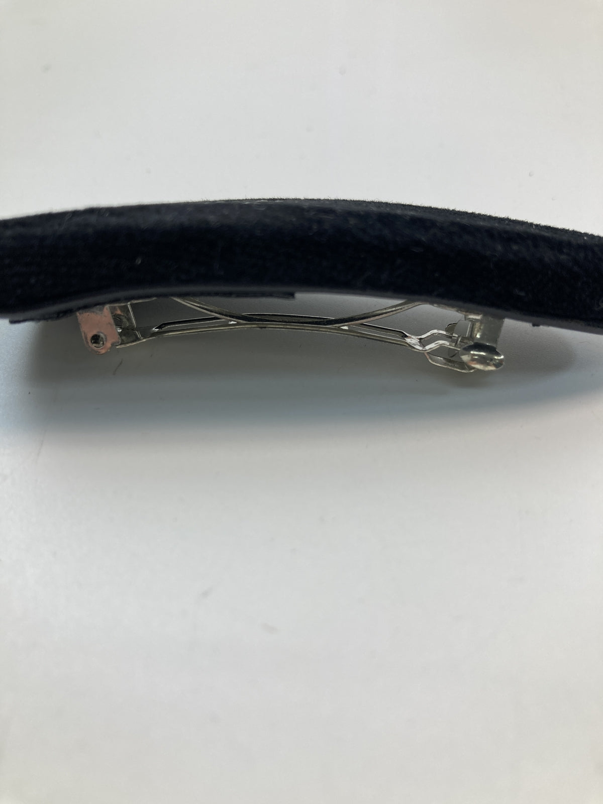 バレッタ　黒　ベロア