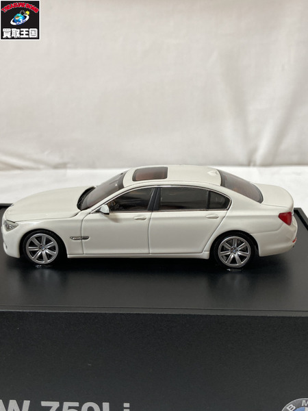 BMW 1/43 BMW 750Li