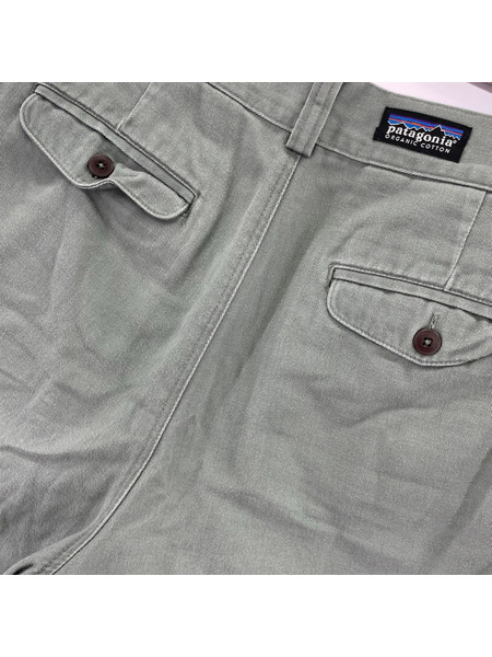 patagonia ショートパンツ カーキ