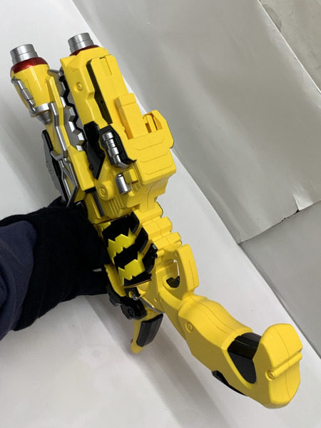 獣電戦隊キョウリュウジャー ガブリボルバー MEMORIAL EDITION (修正品) 本体のみ 獣電池欠品 動作確認済 