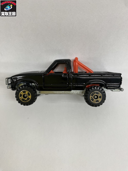 日本製　トヨタハイラックス　４WD　ヨーロッパ輸出仕様